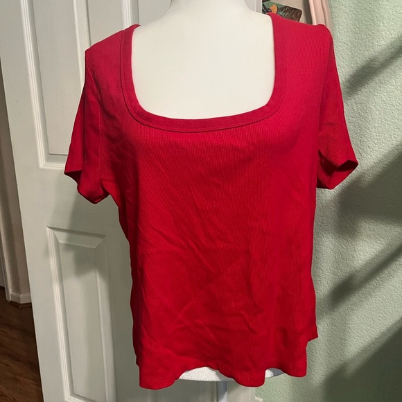 Universal Thread Red Square Neck Short Sleeve Top - Picture 1 of 4